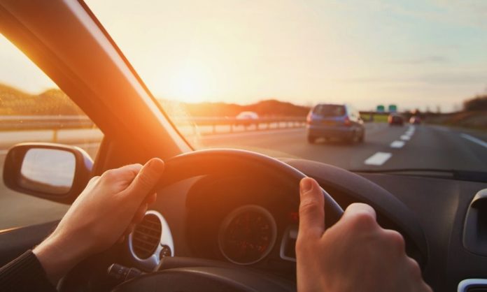 5 Smart Tips to Avoid Distracted Driving
