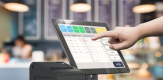 Helpful Tips To Assist First-Time Cashiers