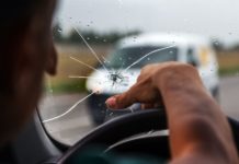 How To Avoid Damaging Your Windshield While Driving
