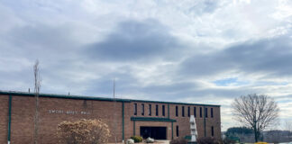 College students ‘Fall back’