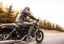 Pros and Cons of Owning a Motorcycle as a College Student