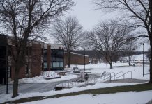 Students adjust to being snowed in