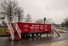 Polar Plunge raises over $5,000 for Special Olympic athletes